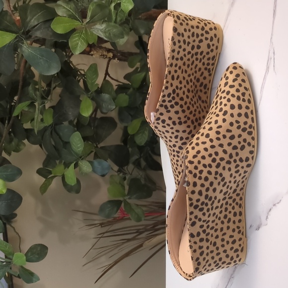 😎AWESOME DEAL😎 Leopard Slip On Wedges - Picture 4 of 12